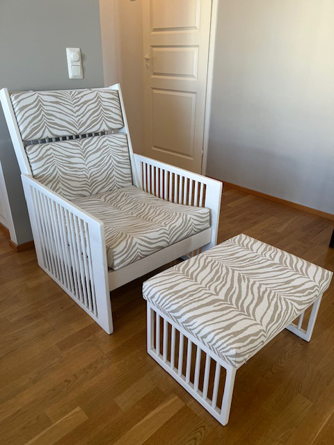 Artekin 444 tuolin uudet pehmusteet