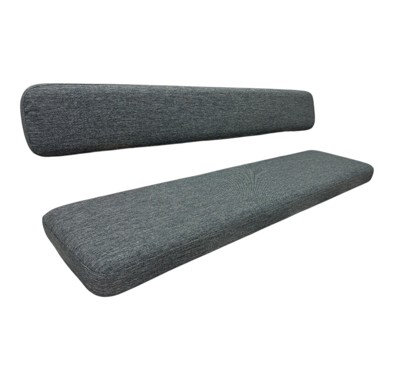 Istuin ja selkänoja