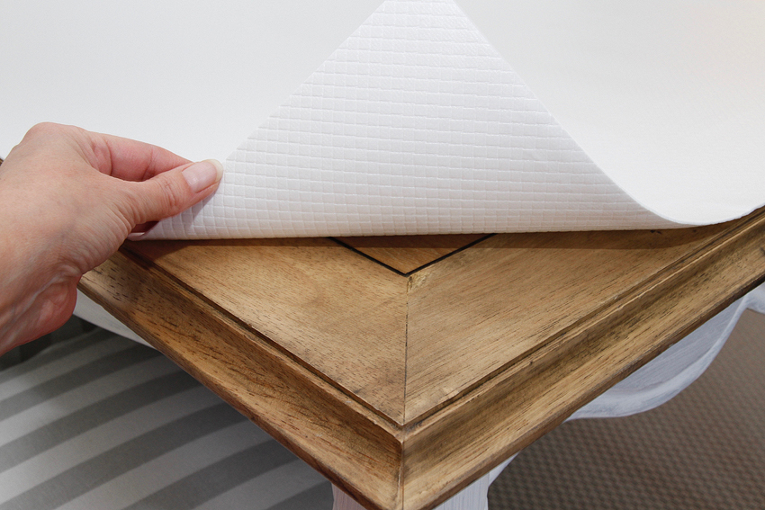 Pöytäliinan alusliina