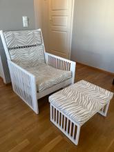 Artekin 444 tuolin uudet pehmusteet