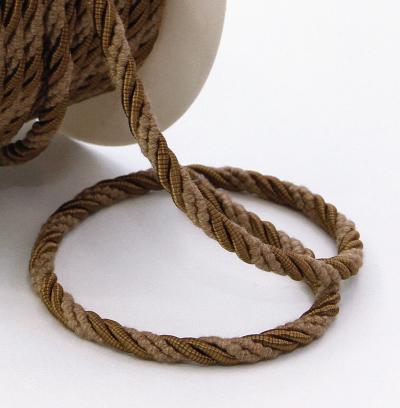 Huonekalunyöri vaaleanruskea 8mm