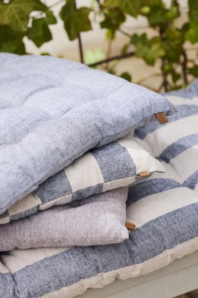 Istuintyyny penkki raita