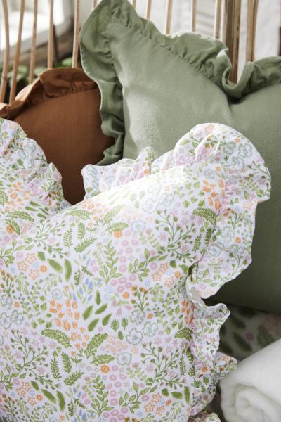 Koristetyyny karin röyhelö kukka valkoinen