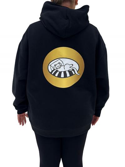 Musta huppari vetoketju selkä