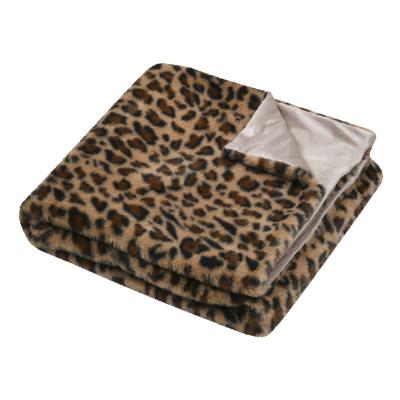 Torkkupeitto leopardi