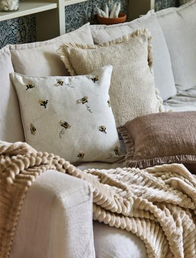 Tyynynpäällinen Madde